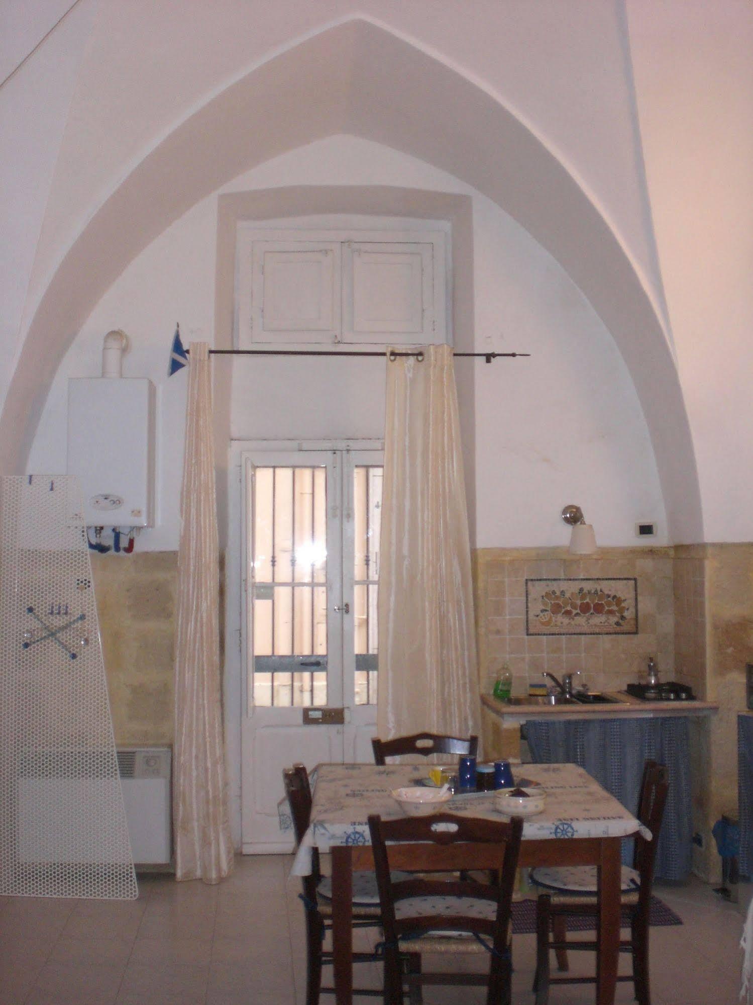 Bed & Breakfast Mare Nostrum Brindisi Exterior photo